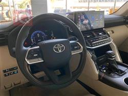 تۆیۆتا لاند کروزەر